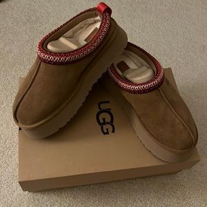 Uggs Taz Slipper